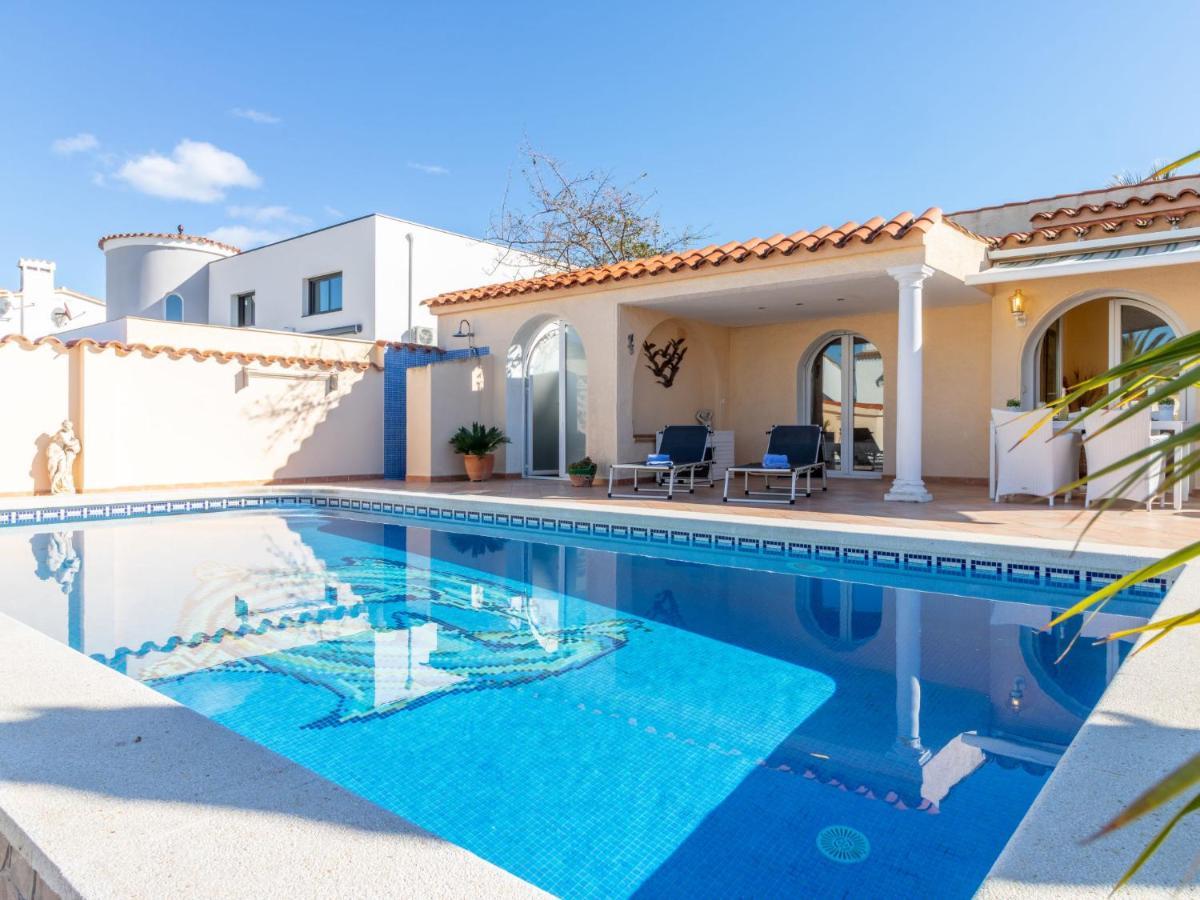 Holiday Home Bonica By Interhome Empuriabrava Eksteriør billede