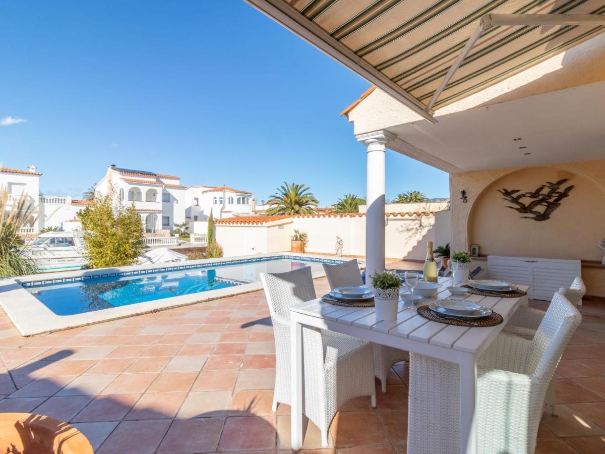 Holiday Home Bonica By Interhome Empuriabrava Eksteriør billede