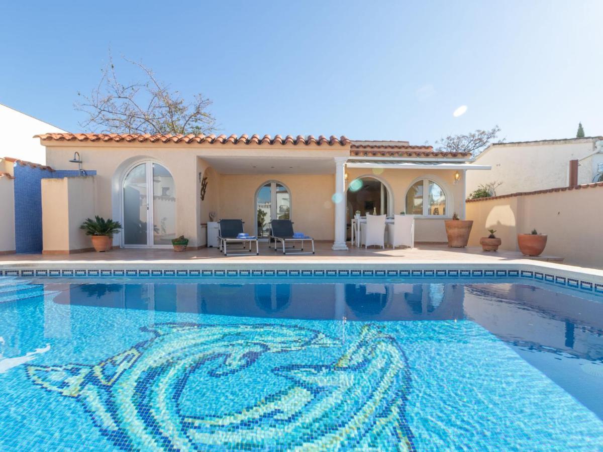 Holiday Home Bonica By Interhome Empuriabrava Eksteriør billede
