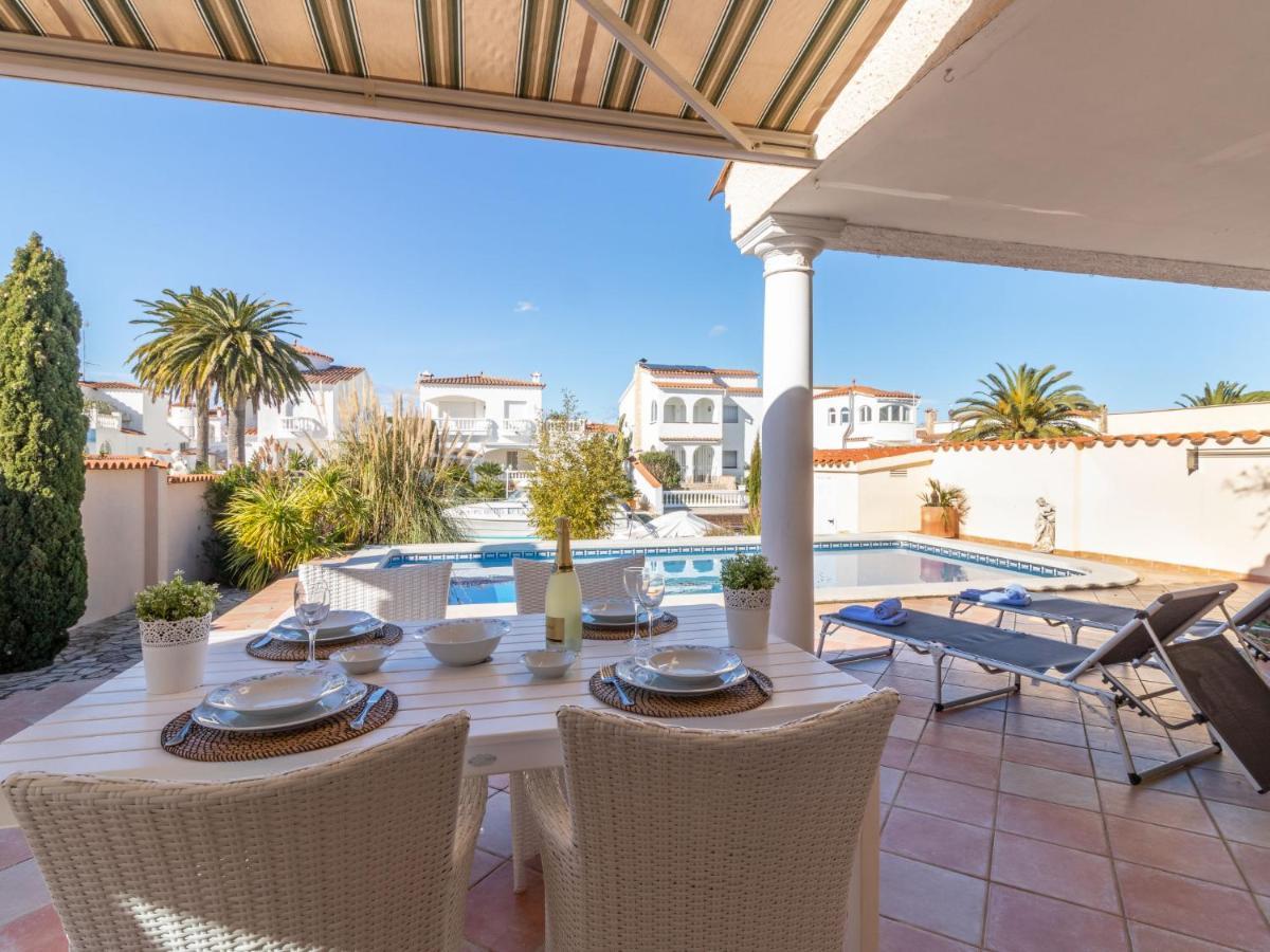 Holiday Home Bonica By Interhome Empuriabrava Eksteriør billede